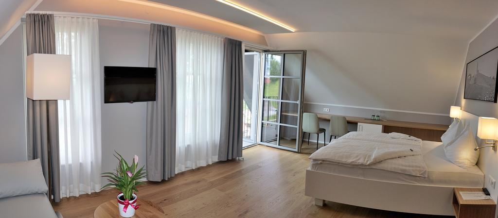 Hotel Weinrefugium Brolli à Gamlitz Extérieur photo